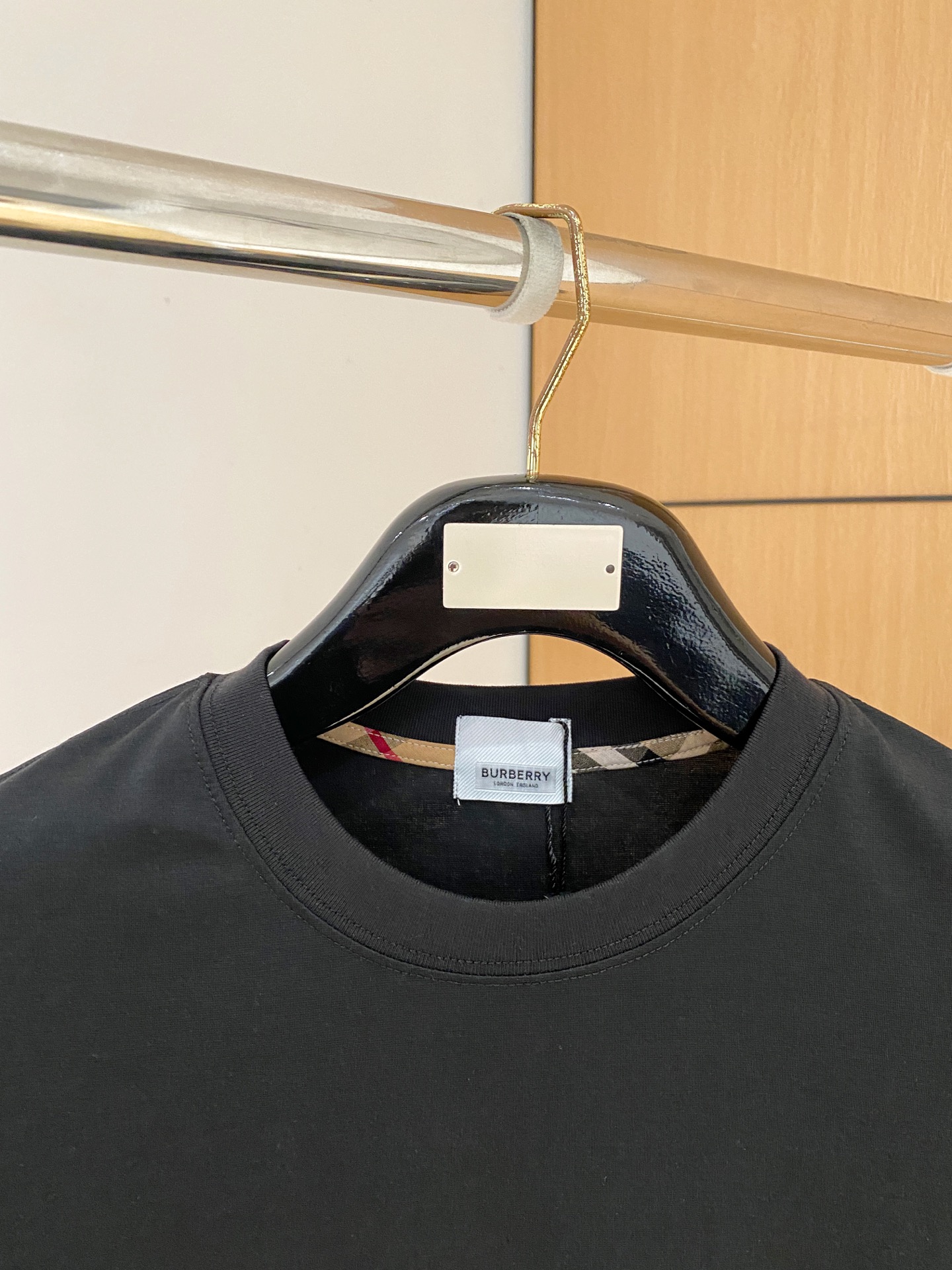 short sleeves